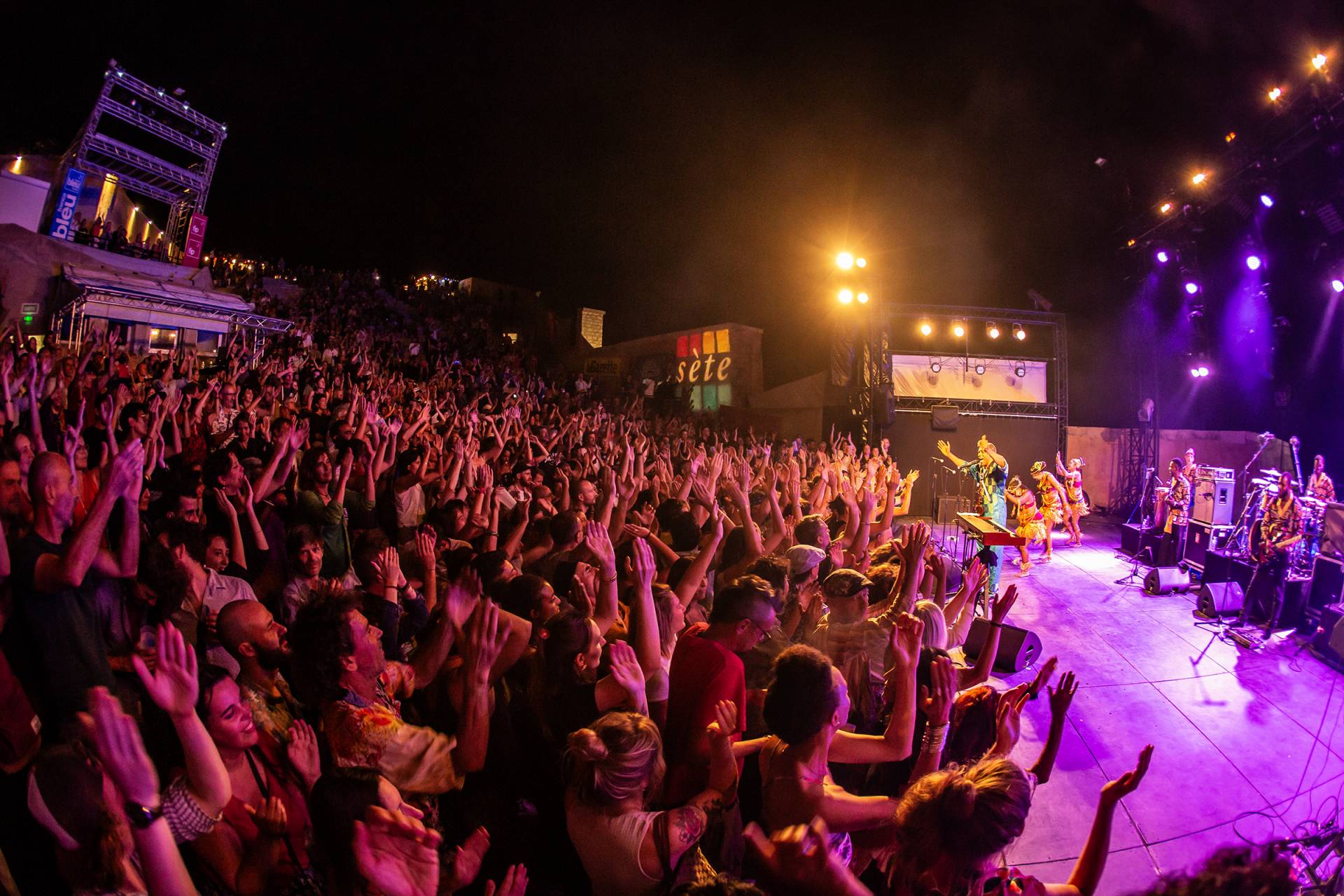 Fluo Party : 4ème soirée du genre et toujours autant de succès - Ville de  Sète - Ville de Sète